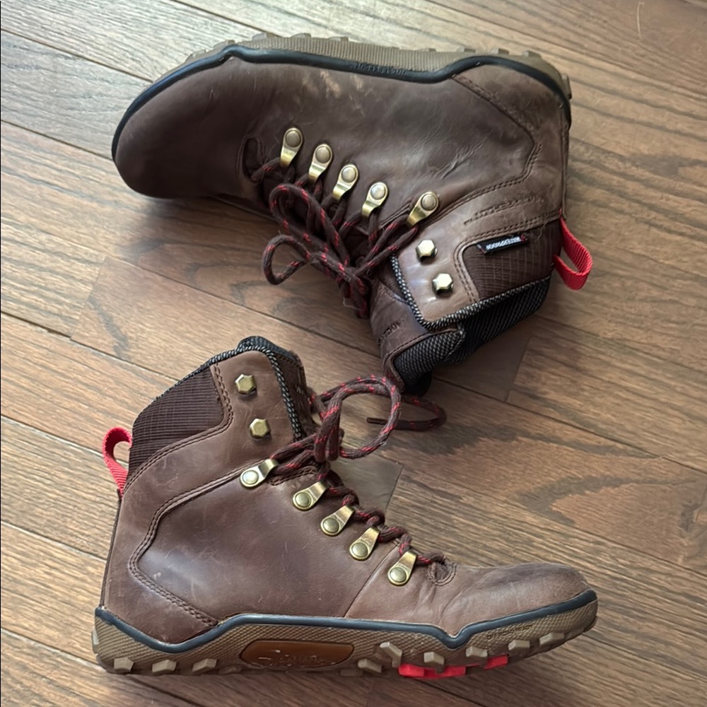 vivobarefoot tracker Hiking Boots